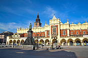 Kraków - Rynek Główny, Sukiennice i Pomnik Adama Mickiewicza