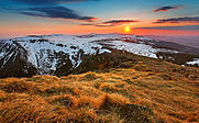 Widok ze Śnieżki na zachód słońca - Karkonosze