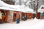 Zakopane - stragany na Krupówkach