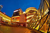 Warszawa - galeria handlowa "Złote Tarasy"
