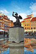 Warszawa - Syrenka na Rynku Starego Miasta