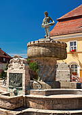Darłowo - Pomnik Rybaka, fontanna