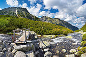 Potok Roztoka w Dolinie Pięciu Stawów Polskich  - Tatry Polskie