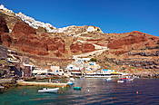 Grecja - wyspa Santorini, port w Oia