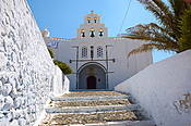 Grecja - wyspa Santorini, kościół w Pirgos