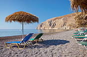 Grecja - wyspa Santorini, plaża w Kamari