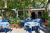 Grecja - wyspa Santorini, tawerny w Kamari