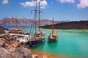 Grecja - wulkaniczna wyspa Nea Kameni  /Archipelag Santorini/