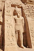 Egipt, świątynia Nefertari w Abu Simbel