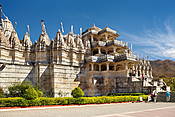 Indie - Ranakpur, Światynia Jain.