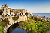 Sycylia - Syrakuzy, Ortygia, źródło Aretuzy (Unesco)