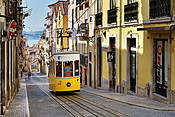 Portugalia - Lizbona, kolejka szynowa "Elevador da Bica"