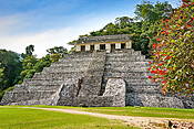Starożytne ruiny Majów, Temple of Inscriptions, Palenque, Meksyk