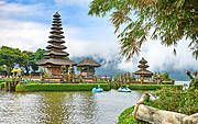 Świątynia Pura Ulun Danu, Bali, Indonezja