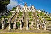 Świątynia Pura Penataran Lempuyang, Bali, Indonezja